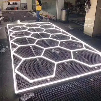 Factory Sell Hexagonal Grid Led Light Honeycomb Garage Lamp Led Hexagon Morden Ceiling Lights for Auto Detailing Shop Garage