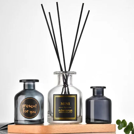 Hot Selling Luxury 50ml 100ml 150ml 200ml Empty Frosted Perfume Bottle with Cork Sealing and Box 100pcs MOQ