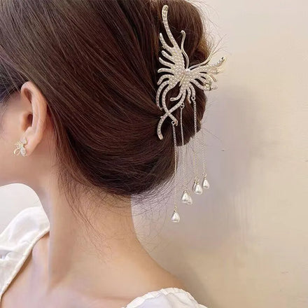 New Autumn and Winter Fashion Daily Headdress High-end Luxury butterfly Pearl Tassel Hairpin Large Rhinestone Alloy Hair Claw