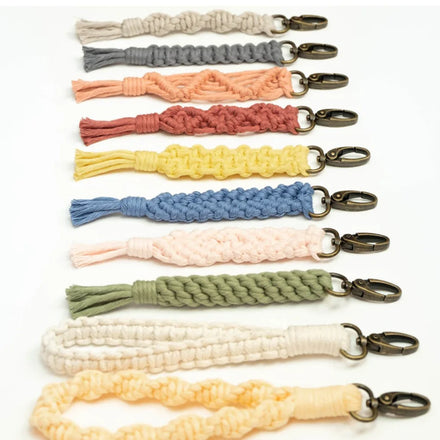 New Arrival Sezzle Handcraft Woven Alloy Metal Lanyard Keychain Pendant Gift From China