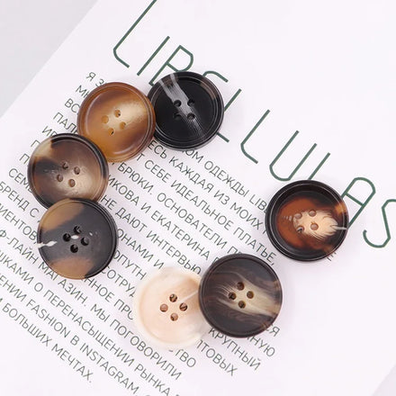 Wholesale Sewing Suit Fashion Design Four Eyes Resin Style Woolen Coat Horn Texture Button