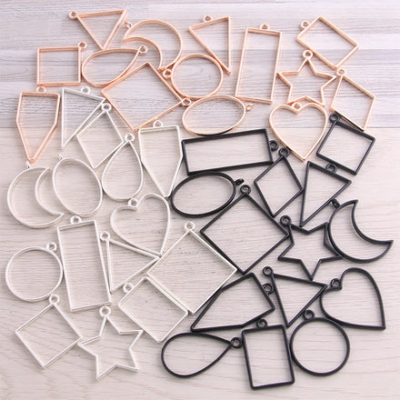 14pcs/Lot Assorted Geometric Hollow Pressed Flower Frame Pendant Resin Jewelry Making Bezel Mold