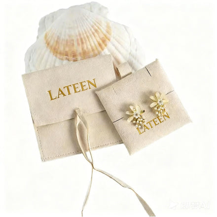 High Quality Fashion Velvet Microfiber Jewelry Pouch Luxury Velvet Envelope Jewelry Packaging Suede Bag With Tie Bow