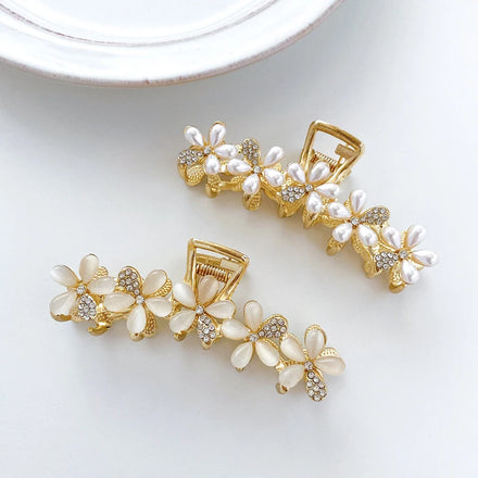 MIO Fashion Vintage Pearl Rhinestone Hair Accessories 8cm Flower Hair Claw Clips Metal Alloy Fancy Hair Barrette for Women
