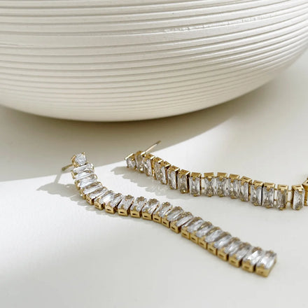 Waterproof Classic Designer Stainless Steel 18K Gold Plated Zircon Diamond Knot Earrings for Women Wedding Party Gift