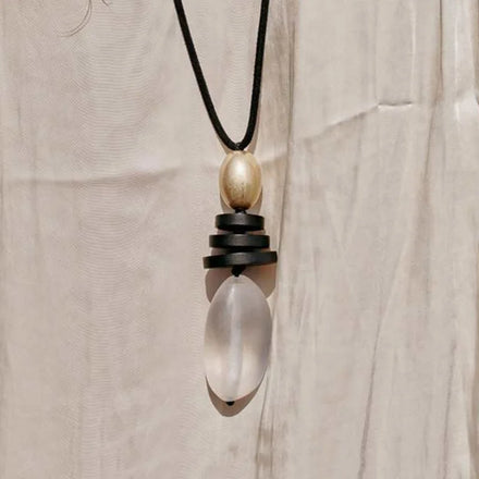 Maiou Designer Trendy Black Cord Wooden and Clear Big Pendang Long Necklace Jewelry for Women Unisex
