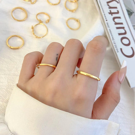 Wholesale Factory Price Unisex 2MM Minimalist 18k Gold Plated Wedding Band 925 Sterling Silver Ring Simple Ring Fine Jewelry