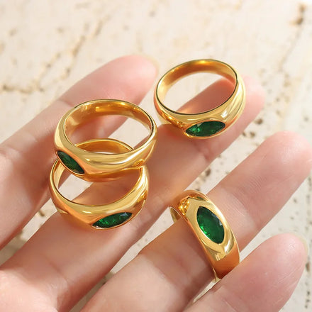Vintage Personality Gold Plated Stainless Steel Inlaid Emerald Zircon Rings for Women Jewelry