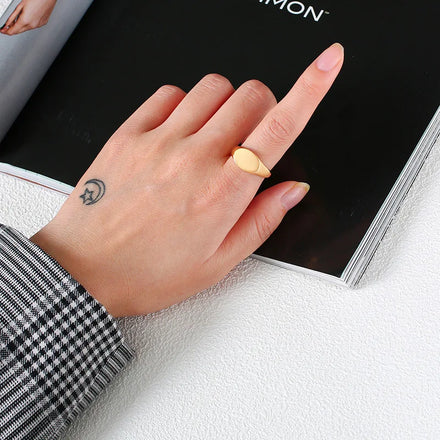 Minimalist 18K Gold Plated Personalized Signet Ring Stainless Steel Hand Ring Christmas Party Gifts for Her