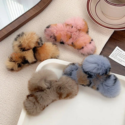 Wholesale Large Real Fluffy Hair Claw Custom Logo Winter Back Head Plush Hair Accessories for Women