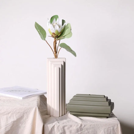 Nordic Style Modern Home Wedding Decoration Art Ornament Geometric Line Vases Handmade Ceramic Flower Vases for Deco