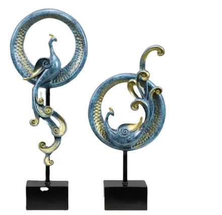 2023 Tabletop Crafts Resin Material Bird Peacock Figurine Modern Home Decor Peacock Statue