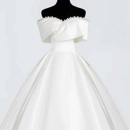 2026 New Design Pure Color Sleeveless Ball Gown Wedding Dresses Bridal Fashion Sweep Train Bride Gown
