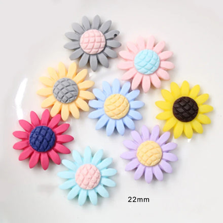 Yiwu Wintop Bulk Stock 22mm Matte Colored Flatback Resin Flower Cabochon for Hair Clip Phone Scrapbooking