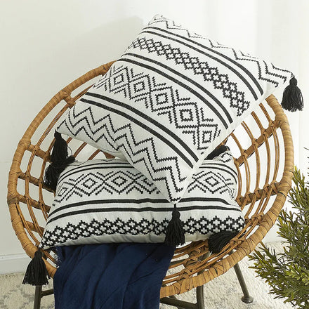 Amity Manufacturer Wholesale Chenille Jacquard Throw Pillow Cover Polyester Luxury Decor Home Sofa Cushion Cover