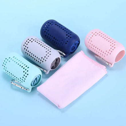 Custom Logo Quick Dry Absorbent Colorful Sports Gym Mini Microfiber Towel with Silicone Packing Bag