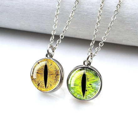 Fashion Dragon Eye Necklace Evil Eyes Jewelry Cat Eye Glass Ball Pendant Glowing Necklace for Women