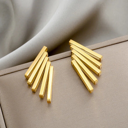 HOVANCI New Fashion Korean Simple Titanium Steel Earrings Temperament Multilayer Geometric Gold Stud Earrings for Women