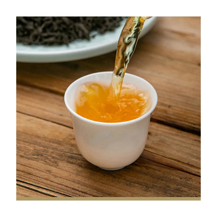 OEM Chinese Loose Organic Dried Wuyishan Oem High Mountain Black Tea Leaves