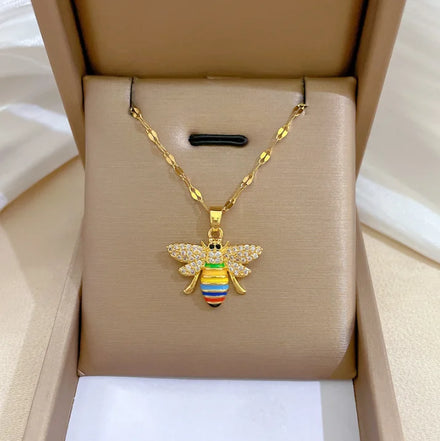 Diamond Bee Pendant Stainless Steel Necklace for Women Girls Fashion Jewelry Necklaces