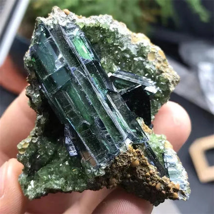 Wholesale Natural Raw Rough Quartz Vivianite Mineral Ore Crystal Rocks for Home Decoration