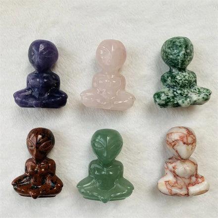 Wholesale Polished Gemstone Quartz Natural Rose Quartz Green Aventurine Crystal Carved Alien for Gift Fengshui