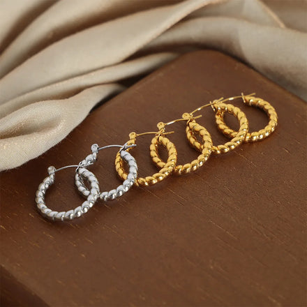 Hypoallergenic High Polished Twisted Huggie Earrings Waterproof 18k Gold Plated Stainless Steel Hoop Earrings for Women