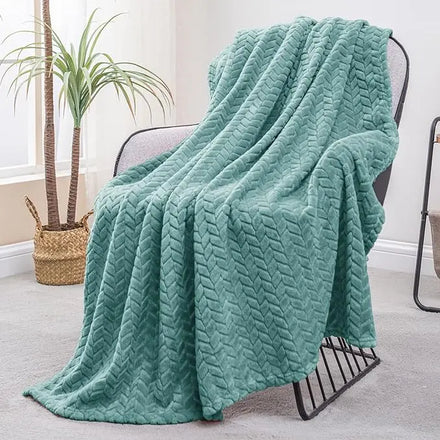 Wholesale Throw Blanket for Sofa Jacquard Flannel Fleece Blanket Celadon Blanket