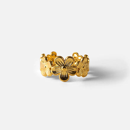 SC Trendy Modern Gold Plated Ring Enduring Stainless Steel Rings Adorable Delicate Flower Ring for Women Girls