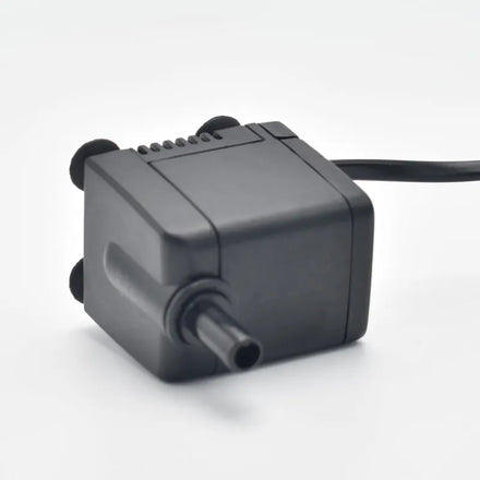 7W Small Plastic Submersible Water Pump for Fish Tank & Fountain Eco-Friendly 110V/220V Compatible OEM 0.9M H-max 500L/H Output