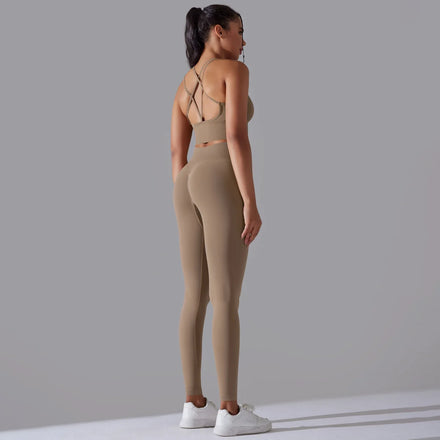 Seamless Knitting Pure Color Beautiful Backclose-fitting High-elastic Running Fitness Yoga Outfit Two Pieces Set