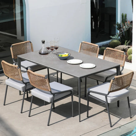 Modern and Fashionable Outdoor Rattan Chairs Coffee Shops Restaurants Tables and Chairs Garden Furniture