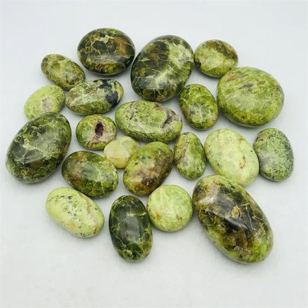 Wholesale Natural Healing Crystal Gemstone Decoration Green Opal Polished Palm Stones