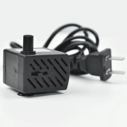3W Plastic Mini Aquarium Submersible Fountain Water Pump with Eco-Friendly Four LED Light 300L/H 0.5m