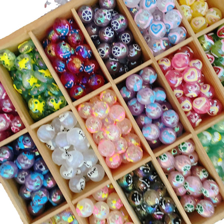 Wholesale Acrylic Beads Cute Hand Drawn Graffiti Heart Strawberry Cloud Star Round Square Shape Bead for Diy Jewelry Accessories
