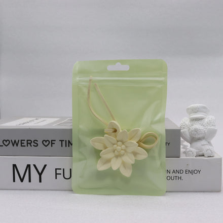 Lotus Eco-Friendly Aromatherapy Gypsum Hanging Decoration Diffuser Pendant for Air Fresheners