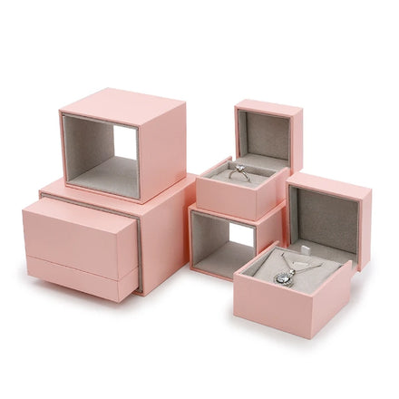 Customized pink Leather Ring Box Fashion Necklace Earrings Bracelets Jewelry Box Plastic Ring Box