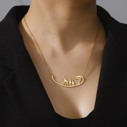 Jungle Giraffe Necklace for Women Girls Mother Kids Family Stainless Steel Jewelry Pendant Necklace Gift for Women