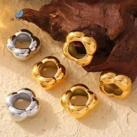 SUMMLY Ventage Trend Personalized Flower Shape 18K Gold Plated Stainless Steel Geometric Rng Fashion Jewelry