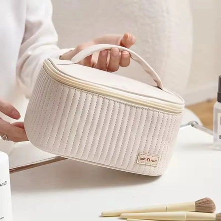 New Season Portable PU Cosmetics Solid Color Wash Bag Storage Travel Cosmetic Bag Makeup Bag