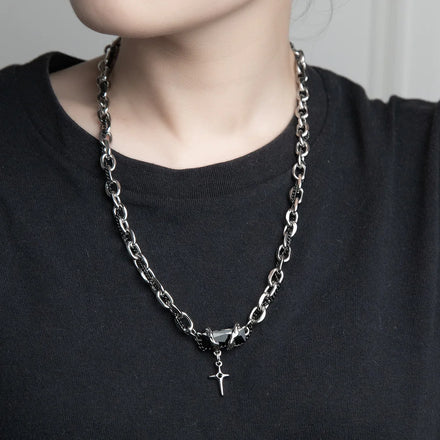 Elegant Black Zircon Multi-Layer Twining Necklace for Unisex Cool Mosaic Cross Clavicle Chain Necklaces Jewelry