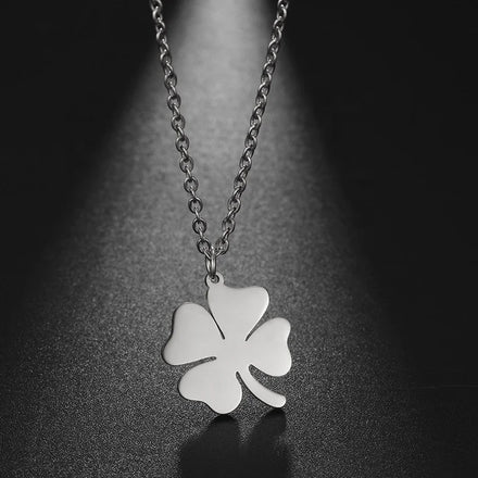 Four Leaf Clover Pendant Necklaces Fashion Jewelry Necklaces Stainless Steel Necklace for Women and Men