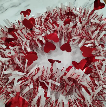 2m PET Material Red Heart Tinsel Twist Garland Banner for Birthday Wedding Graduation Holiday Party Indoor/Outdoor Decor