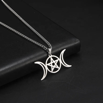 Moon Pentagram Wicca Goddess Necklace for Women Men Stainless Steel Jewelry Magic Pendant Pentacle Witch Amulet