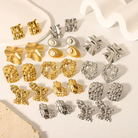 Stainless Steel 18K Gold Plated Lightweight Hypoallergenic Chunky Huggie Fashion Jewelry Stud Earrings for Women