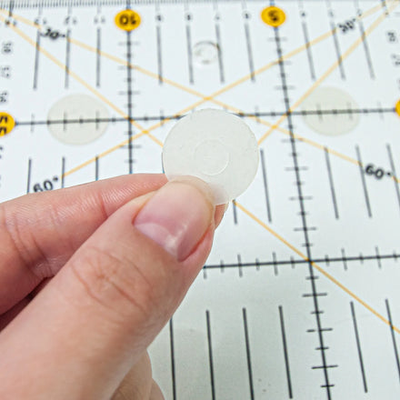 30 Pcs High-quality Non Slip Silicone Grips Quilt Template Adhesive Rings Grip Stickers Transparent 15 Large 15 Small DIY Craft