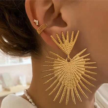 Fashion New Stainless Steel Heart-shaped Earrings Exaggerated Tassel Fan-shaped 18k Gold-plated Gifts Earrings for Women