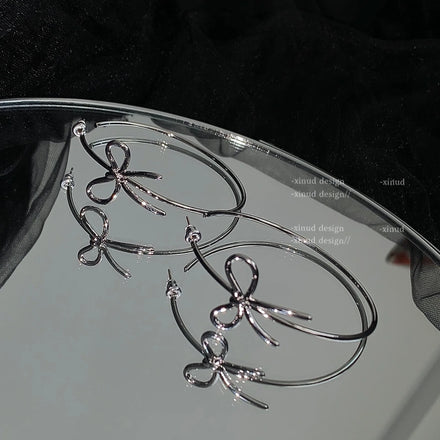 SC Wholesale Korean Statement Butterfly Earrings Fashion C Shape Bowknot Earrings Trendy Silver Bow Stud Earrings for Women