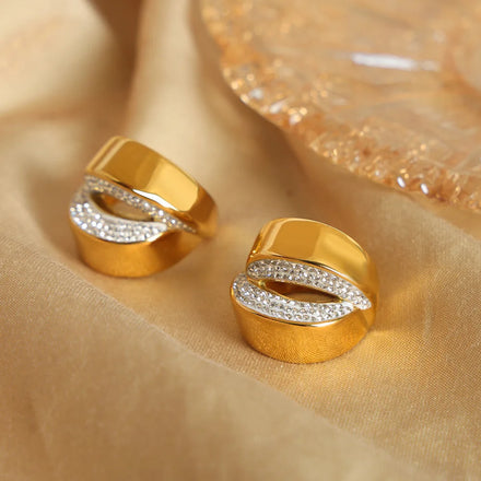 Hip Hop Style Unique Stainless Steel Lips Thick Chunky Ring Non Tarnish Geometric Cubic Zirconia Gold Plated Large Finger Ring