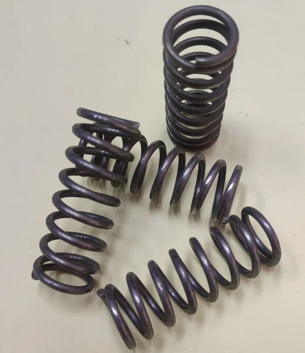 Compression Spring Manufacturers Direct Sales of a Variety of Large Industrial Manufacturing Compression Spring for Vehicles